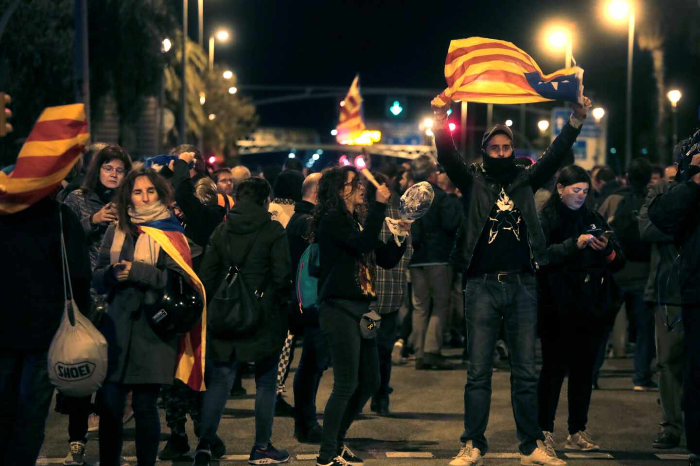 Radicales convocados por los CDR para protestar por la visita del rey a Barcelona en 2019.