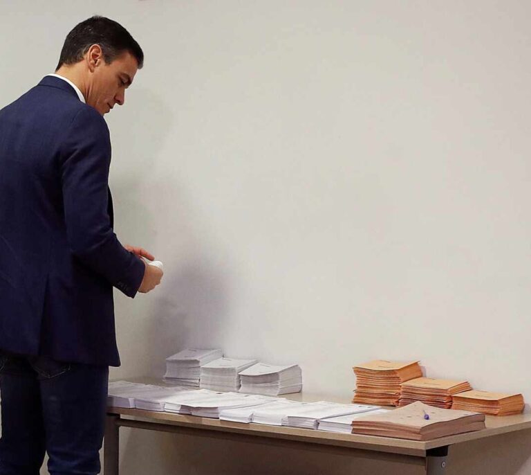 Una España casi ingobernable: ¡Gracias, Pedro!