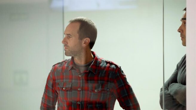 Garikoitz Aspiazu, alias 'Txeroki', junto a Asier Arzalluz, en la Audiencia Nacional.