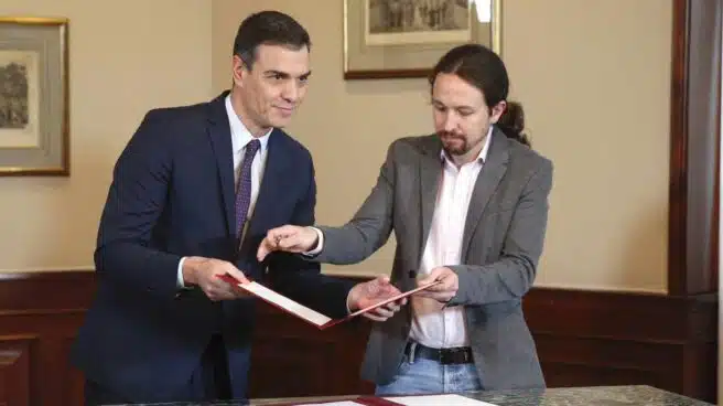 Sánchez e Iglesias presentarán esta tarde su programa de Gobierno de coalición