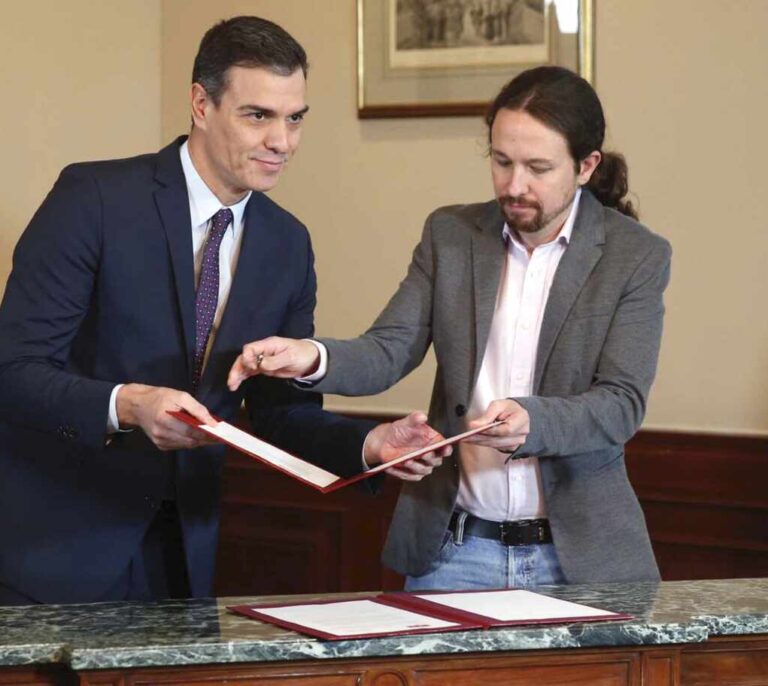 Sánchez e Iglesias presentarán esta tarde su programa de Gobierno de coalición