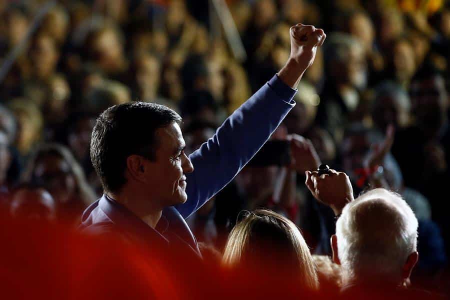 Pinchazo de los grandes partidos en los mítines de cierre de campaña