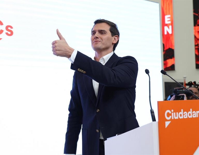 Condenan a un tuitero a pagar 2.000 euros a Albert Rivera por llamarle cocainómano