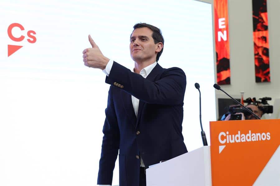 Condenan a un tuitero a pagar 2.000 euros a Albert Rivera por llamarle cocainómano