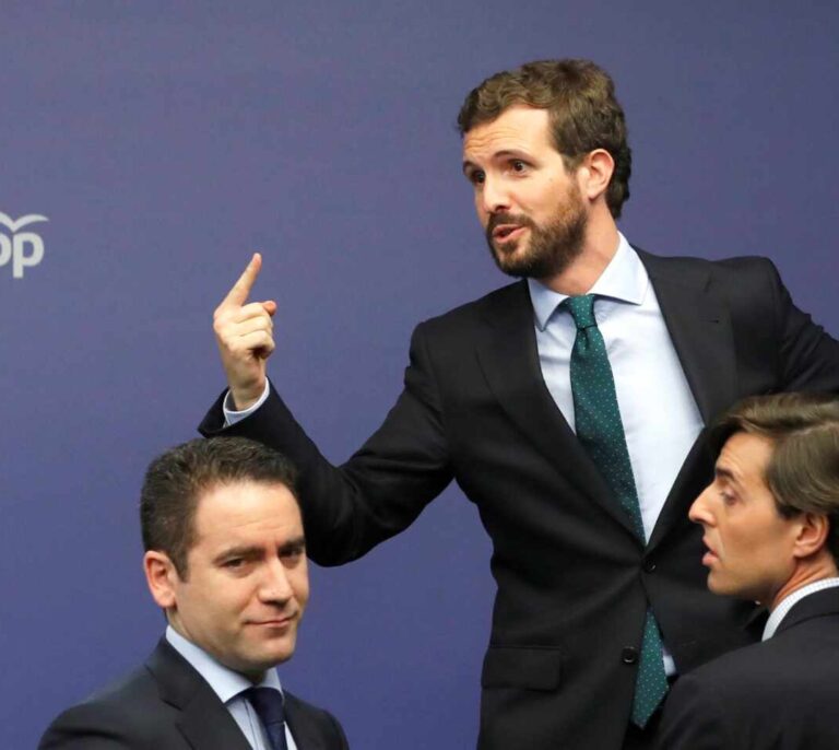 Casado anuncia que el PP "no va a ser partícipe" de la investidura de Sánchez