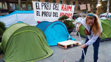 La Junta Electoral de Barcelona ordena a la Policía actuar si los estudiantes acampados no dejan votar