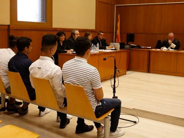 El TSJC confirma la condena por abusos a la manada de Manresa