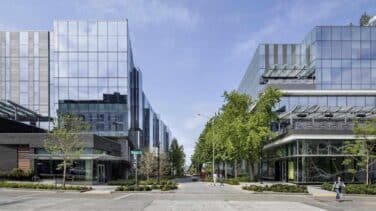 Amancio Ortega será casero de Facebook tras comprar dos edificios en Seattle