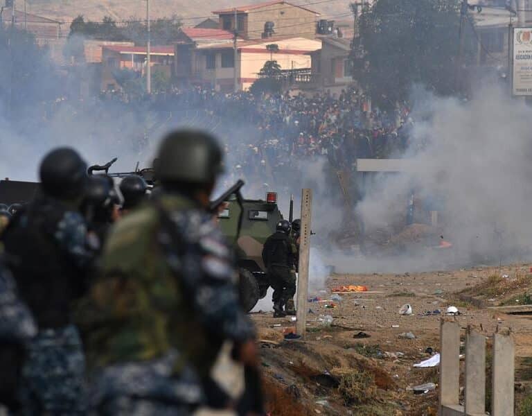 La violencia estalla en la región leal a Evo Morales: ocho muertos y 100 heridos