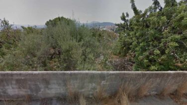 Rescatan a una menor tras caer a un pozo de cinco metros cuando trataba de hacer fotos