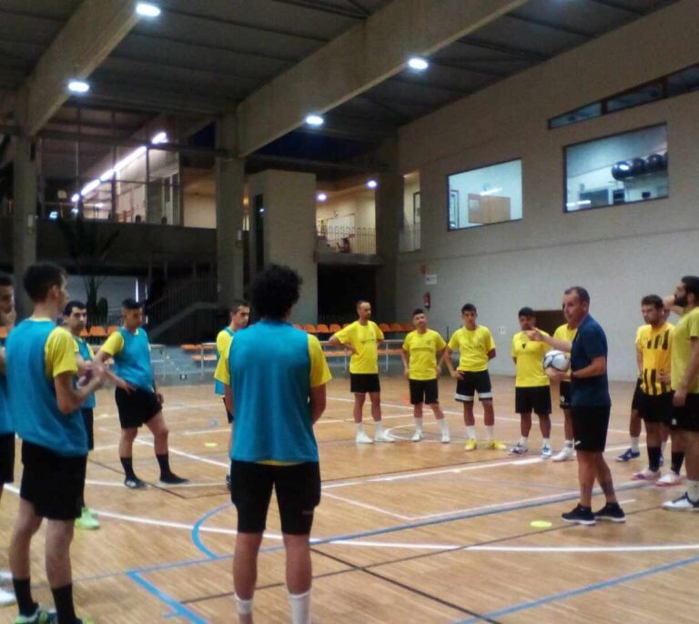 Fallece un jugador de fútbol sala mientras jugaba un partido en Galicia