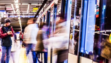 Metro de Madrid, el servicio público que bloquea en Twitter a los viajeros desquiciados