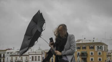 Casi toda España vuelve a estar hoy en riesgo por la borrasca Elsa