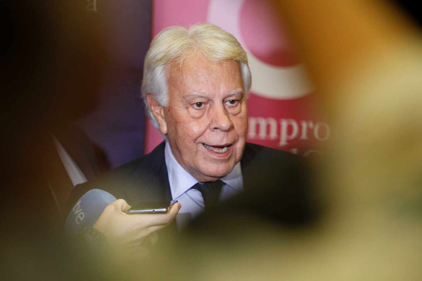 Felipe González se avergüenza de Pablo Iglesias