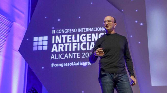 Joaquín Quiñonero, en el II Congreso Internacional de IA de Alicante.