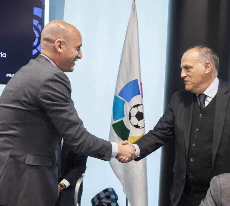Tebas pide al juez del 'caso Villar' que eche de acusación a la RFEF por "entorpecer" la investigación