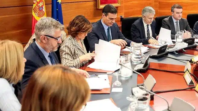Sánchez preside el Comité de Coordinación sobre Cataluña en plena jornada de reflexión