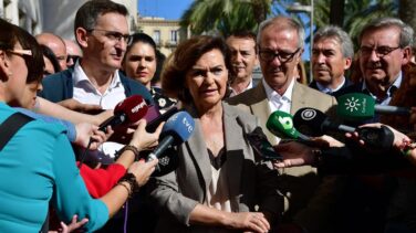 Calvo insiste en que el Fiscal depende del Gobierno, pero niega injerencias políticas