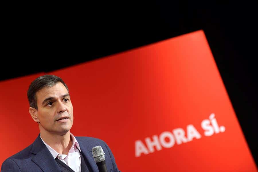 Sánchez repite la estrategia de Susana Díaz de confrontar con Vox al final de la campaña