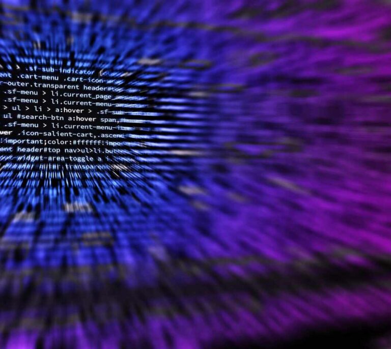 Así debes ciberproteger los productos electrónicos que compres en el 'Black Friday'