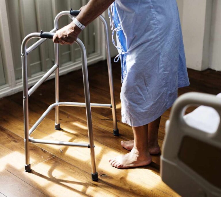 Más de 51.000 personas han muerto en 2020 en España en las listas de espera de la Dependencia
