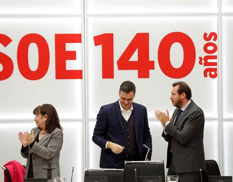 El PSOE buscará una mayoría de gobierno con Podemos, Cs y los regionalistas