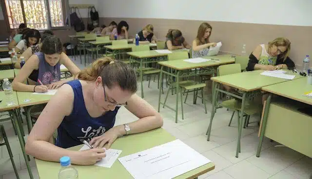 42 años de cárcel por abusar de 12 niñas en el colegio de Ceuta donde trabajaba