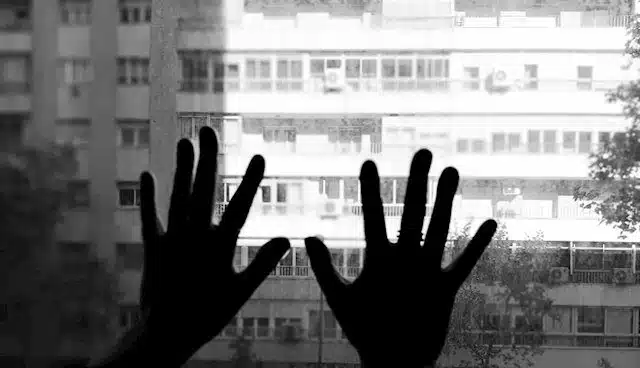Detenido un septuagenario por acosar sexualmente a una trabajadora en Alicante
