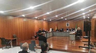 Condenan a casi 31 años a un entrenador de fútbol por abusar sexualmente a 13 menores