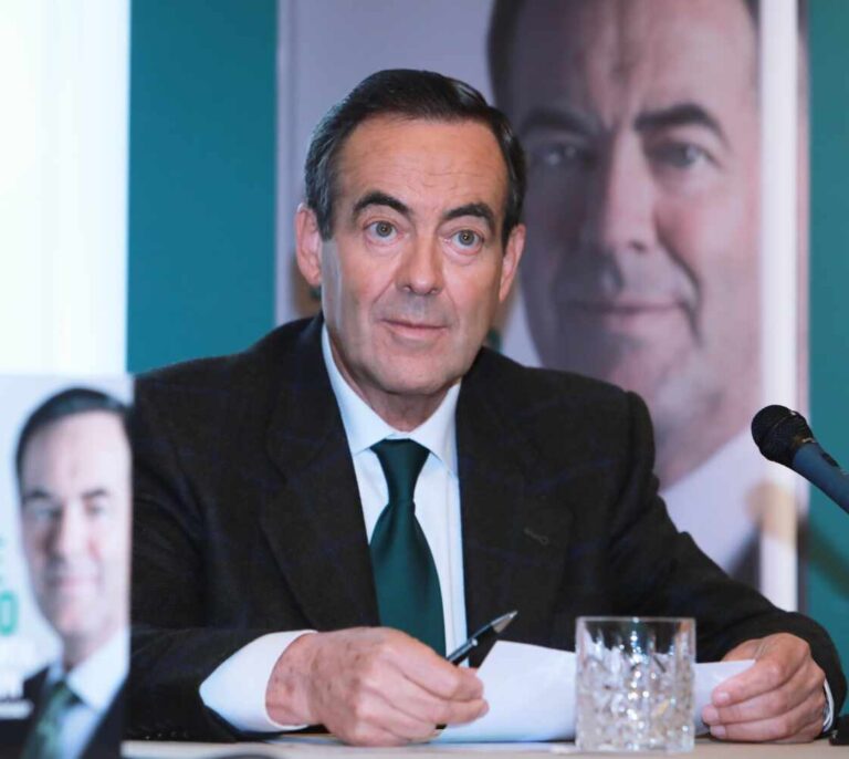José Bono critica la "desvergüenza" de Podemos y desea que no estuvieran en el Gobierno