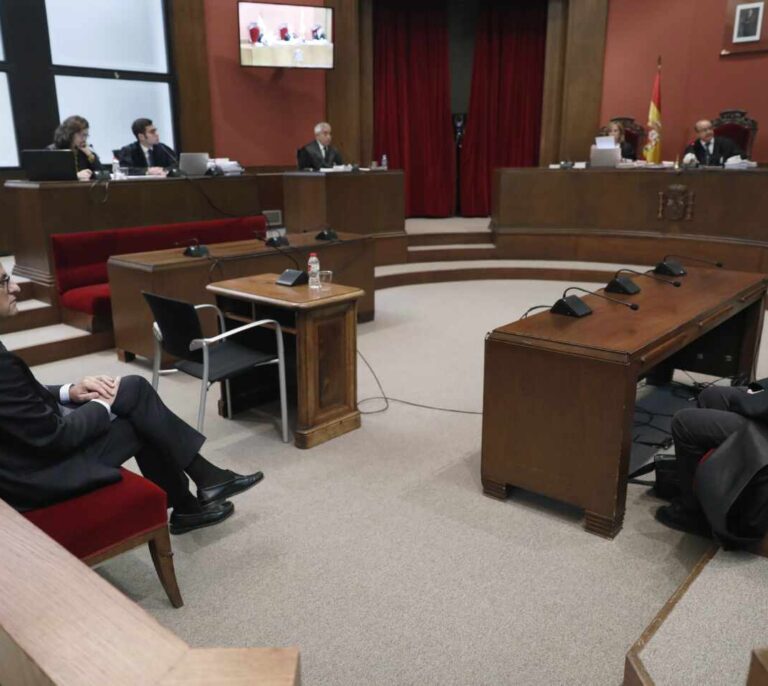 Torra, harakiri con butifarra