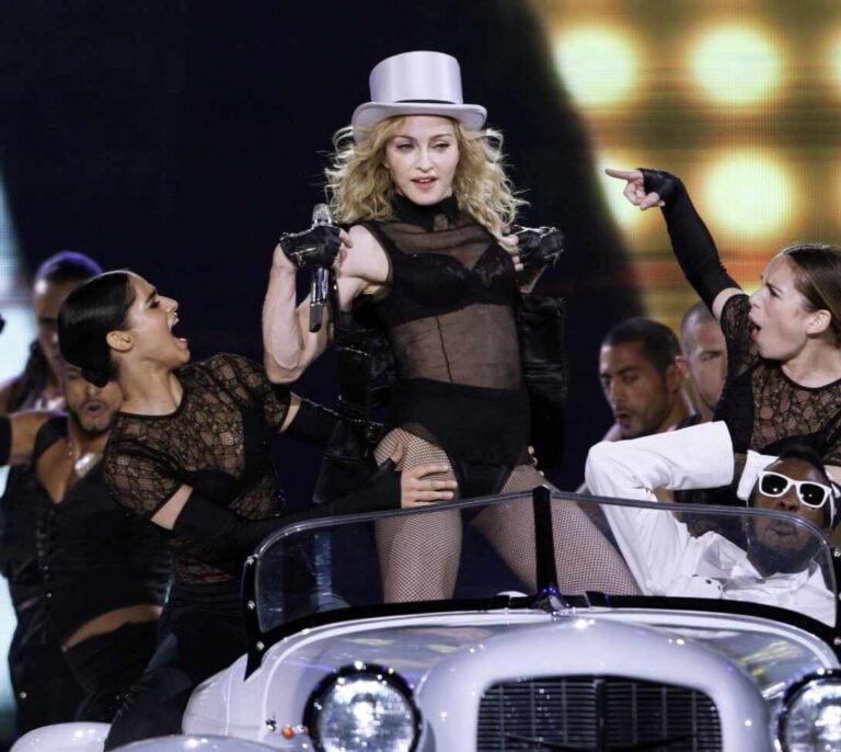 La orinoterapia, o beberse el pipí, es inútil y además peligroso (aunque lo haga Madonna)