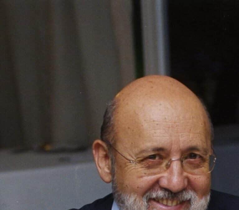 Sánchez afeó a Tezanos, hoy en la cuerda floja, su petición de voto útil en campaña