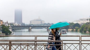 Este viernes, cielos nubosos y chubascos ocasionales en la Península