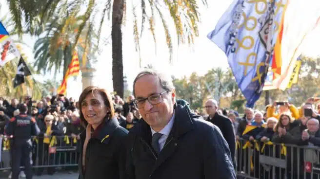 La Justicia paraliza la reapertura de seis embajadas catalanas pero Sánchez dará luz verde a tres