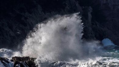 Catorce provincias en alerta naranja por fuertes vientos y olas de más de siete metros