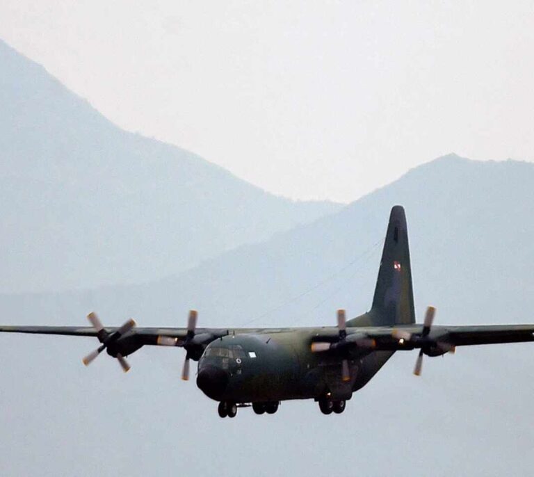 Desaparece un avión militar chileno con 38 personas a bordo mientras se dirigía a la Antártida
