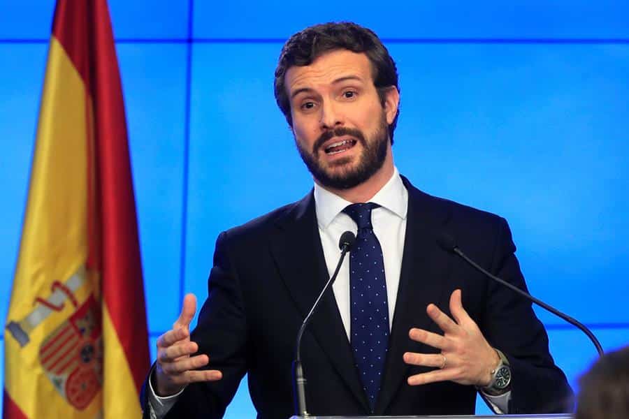 Casado anuncia una oposición "moderada" y niega que haya "halcones y palomas" en el PP