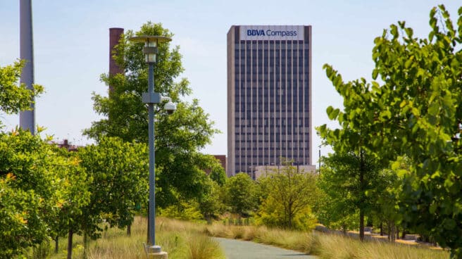 Railroad Park - BBVA Compass Tower - Birmingham, Alabama