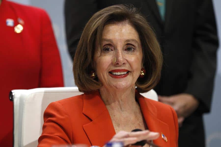 El mensaje de Nancy Pelosi (EEUU) sobre la lucha contra el cambio climático: "Seguimos dentro"