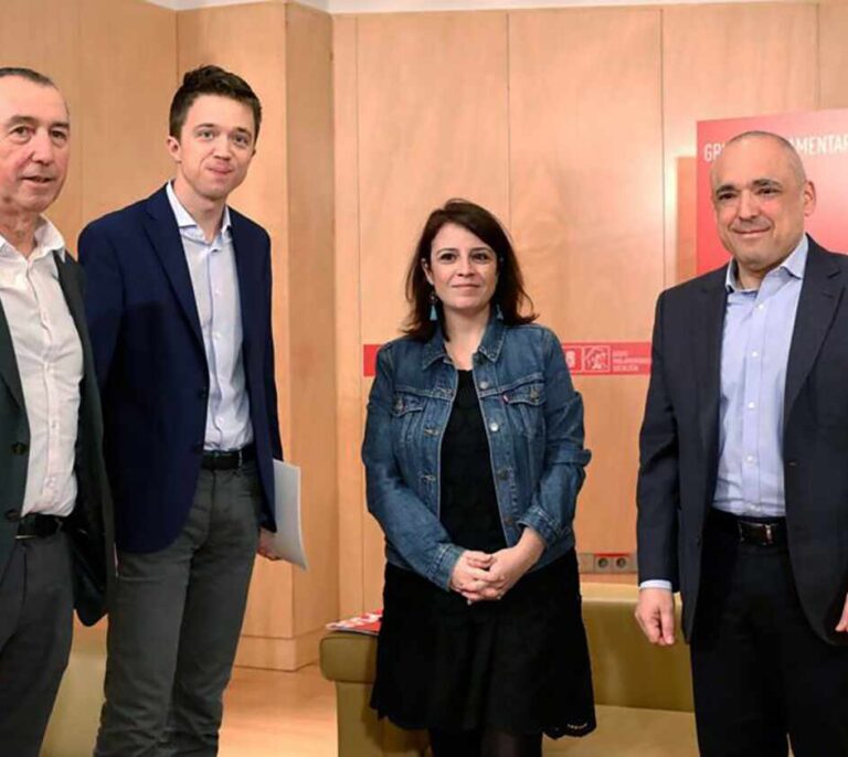 ¿Qué está pasando? No lo sabemos