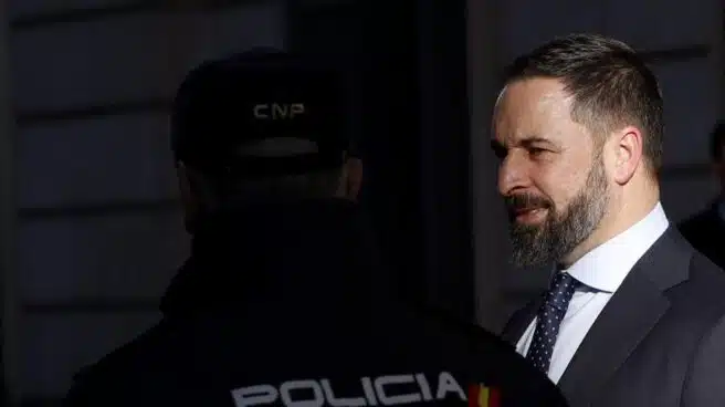 Abascal vincula al PSOE con el incidente en el centro de Menas "para incitar el odio contra Vox"
