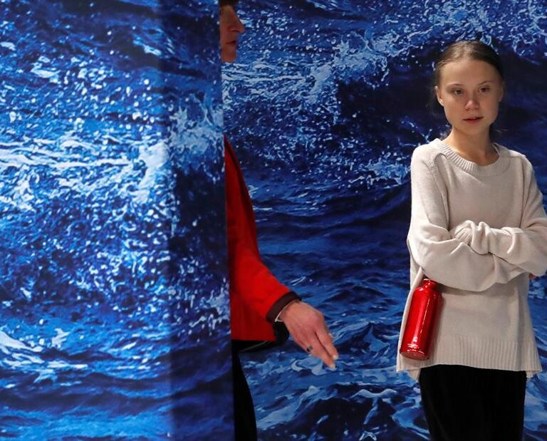 Científicos de la ONU se apoyan en Greta Thunberg para amplificar la emergencia