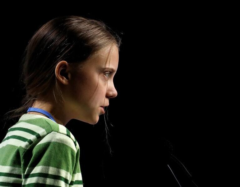 Greta Thunberg: "No es ético que un país vacune a jóvenes, a expensas de las personas más vulnerables"