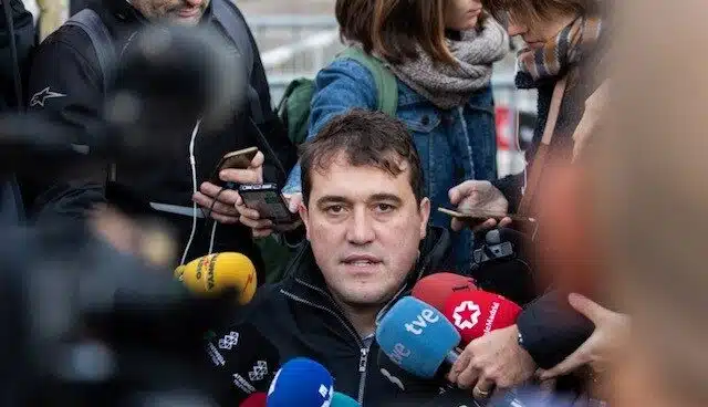 Bonvehí advierte a los fieles a Puigdemont que "no hay JxCat sin el PDeCat"