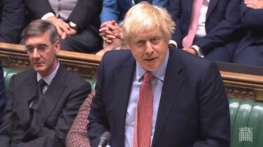 La Comisión Europea advierte a Johnson que limitar la transición va en su contra