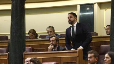 Batalla por las sillas del Congreso: Vox quiere enviar a Ciudadanos al gallinero