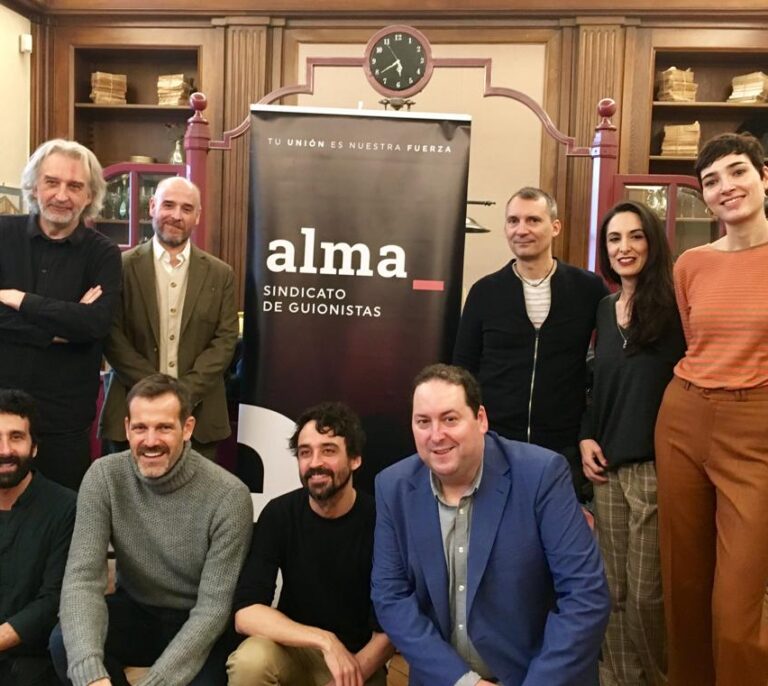 Guionistas de cine: El talento de la industria que no pisa la alfombra roja