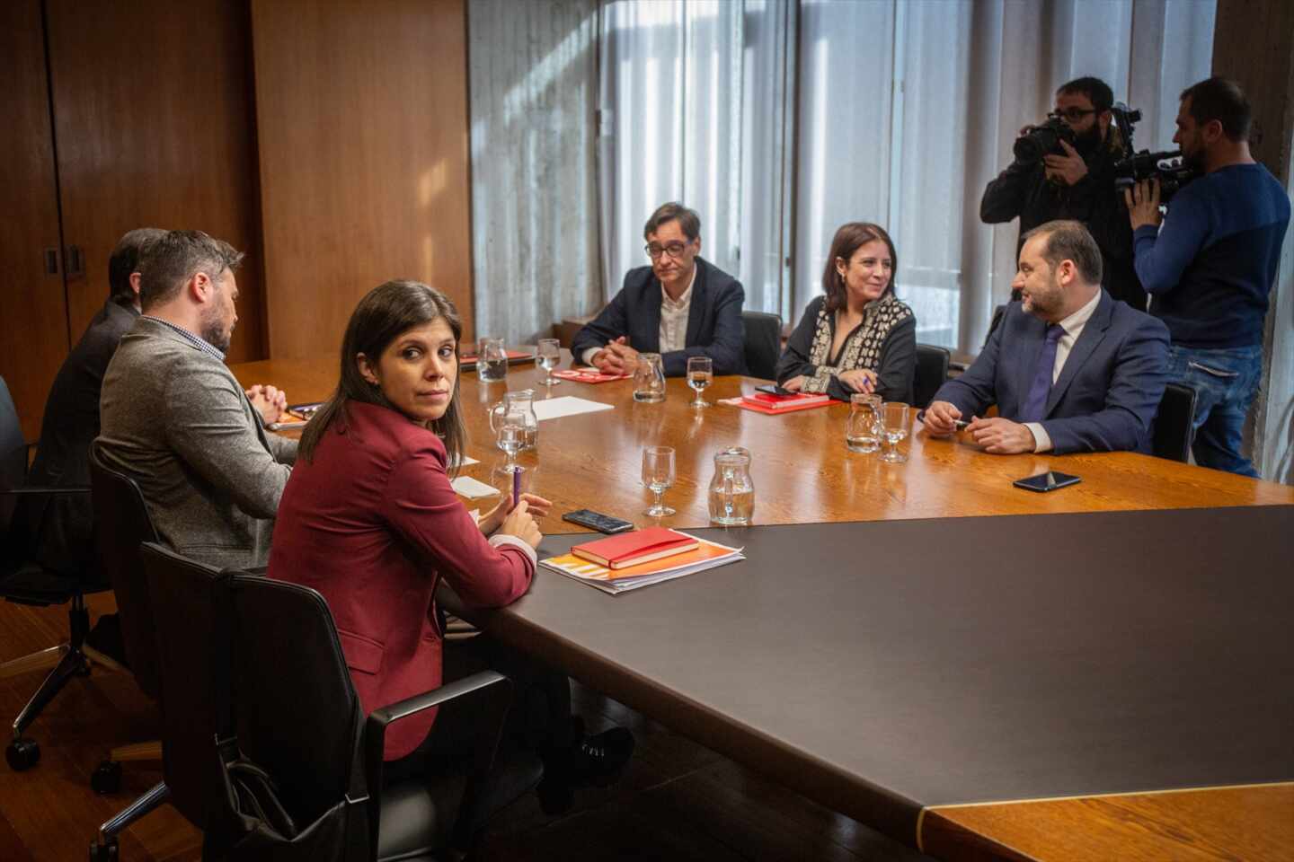 ERC estalla contra el PSOE y desmiente que haya renunciado a la vía unilateral: "El acuerdo está lejos"