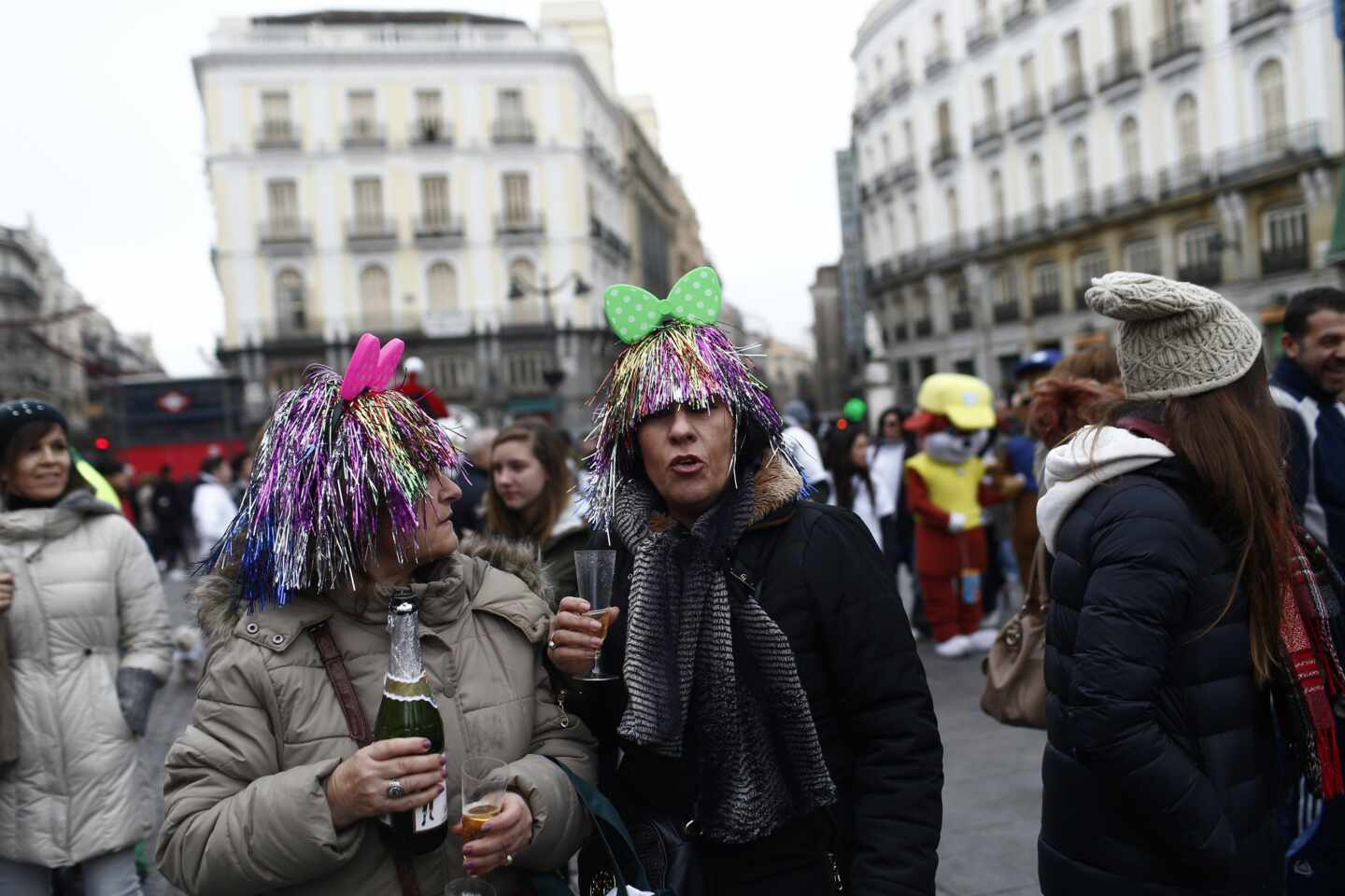 La Puerta del Sol se blinda para las campanadas: cuatro filtros policiales y un máximo de 19.000 personas